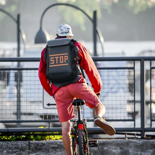 Sac à dos LED connecté : le guide pour choisir en 2026