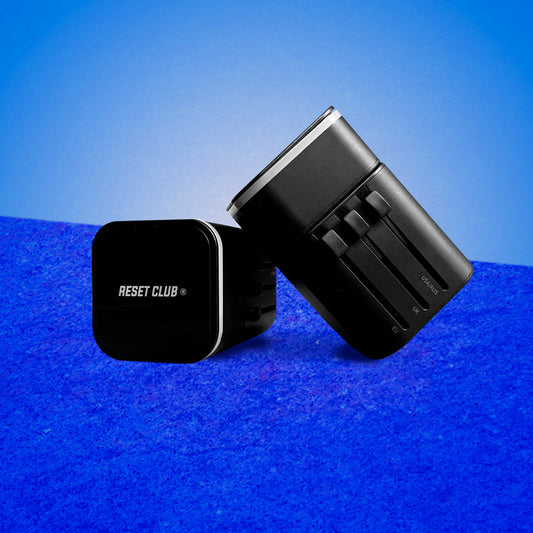Adaptateur universel 45W : pourquoi c'est l'accessoire de voyage indispensable