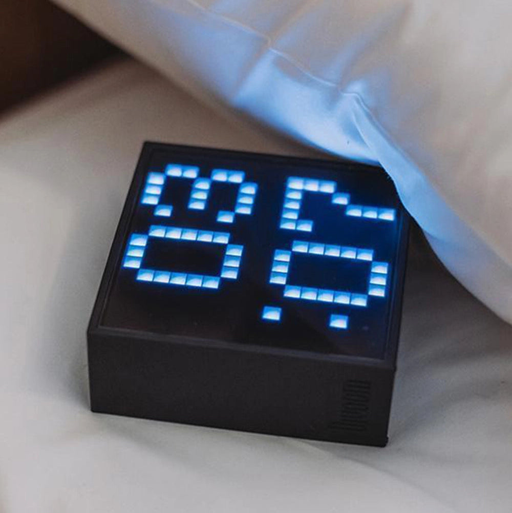 Divoom Timebox Evo — Enceinte Pixel Art Slim